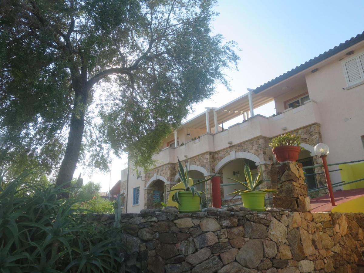 Iocchedda Apartment Porto Ottiolu Luaran gambar